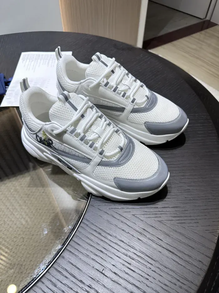 Dior Sneaker, alternate view