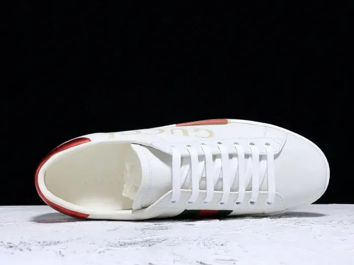Gui Sneaker, alternate view