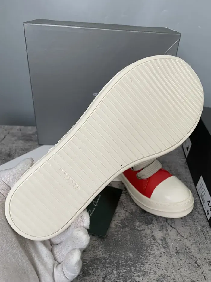 Rick Owens, alternate view