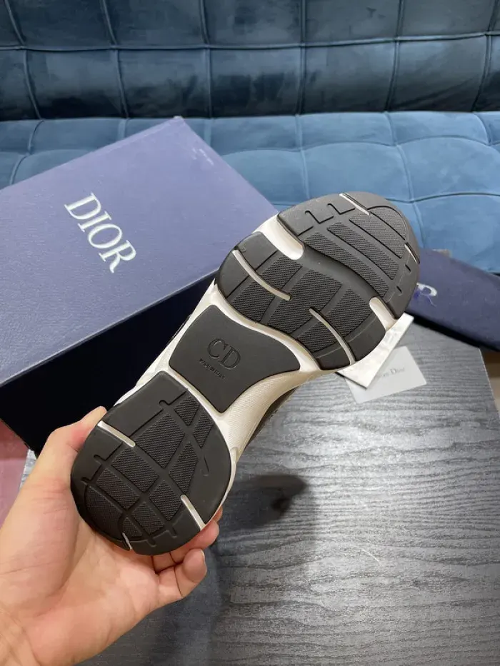 Dior Sneaker, alternate view
