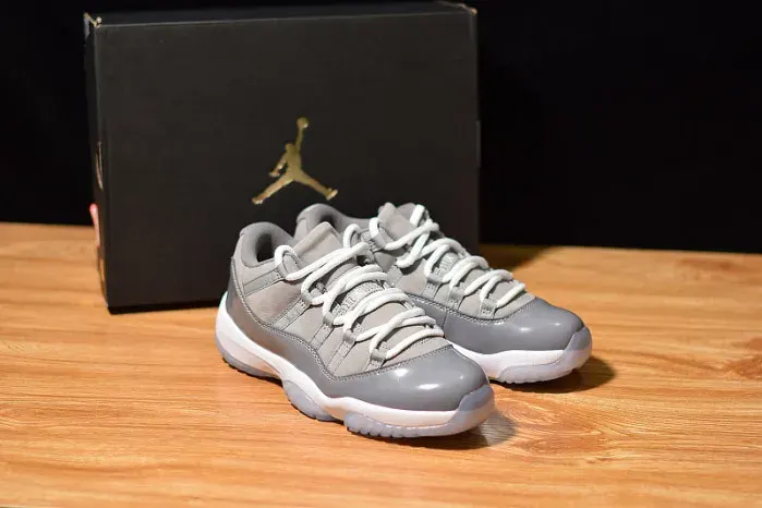 Air Jordan 11 Low Cool Grey 528895-003, alternate view