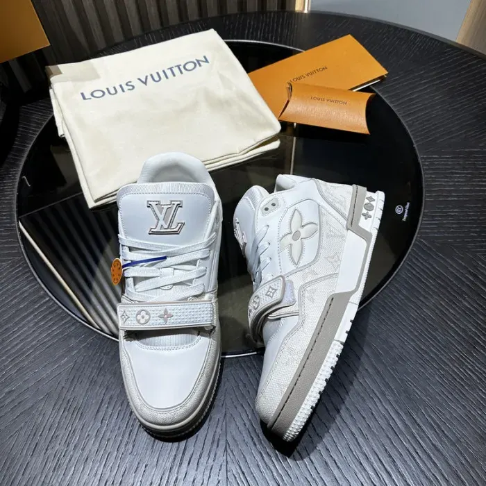 Louis Vuitton Sneaker