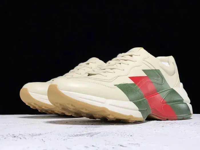 Gui Sneaker, alternate view