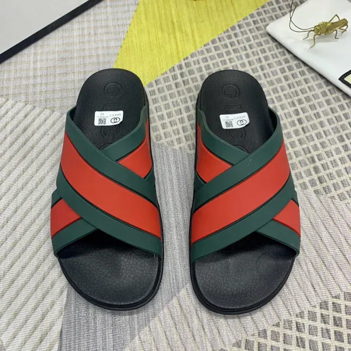 Gui Sandal