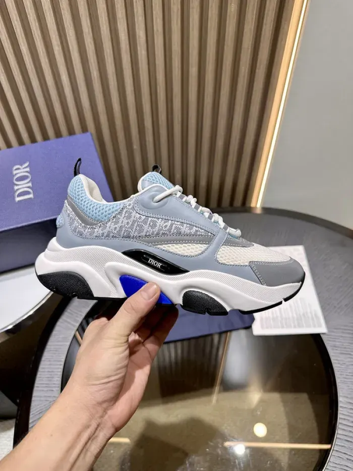 Dior Sneaker