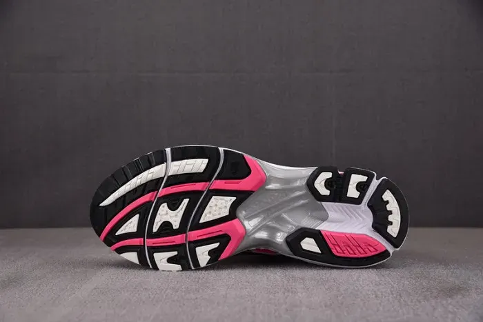 Asics Sneaker, alternate view