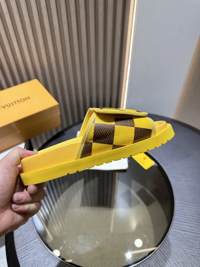 Louis Vuitton Sandal, alternate view