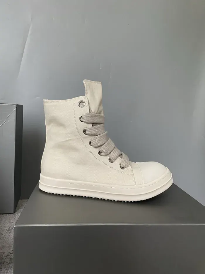 Rick Owens, alternate view