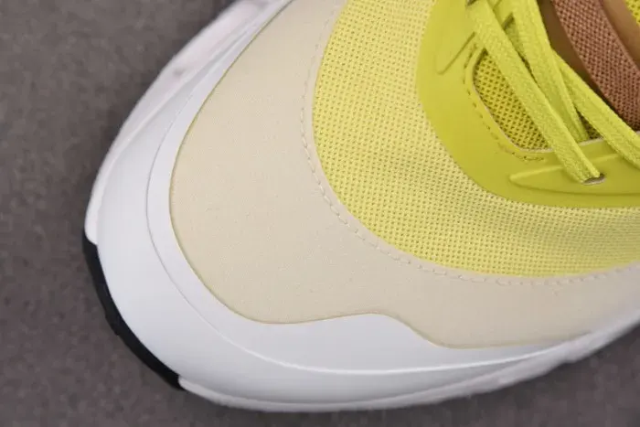 L01W1 Sneaker, alternate view