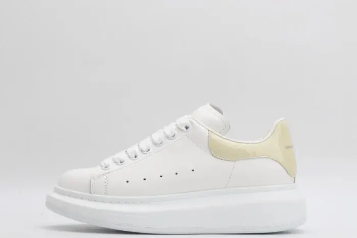 Alexander McQueen Sneaker