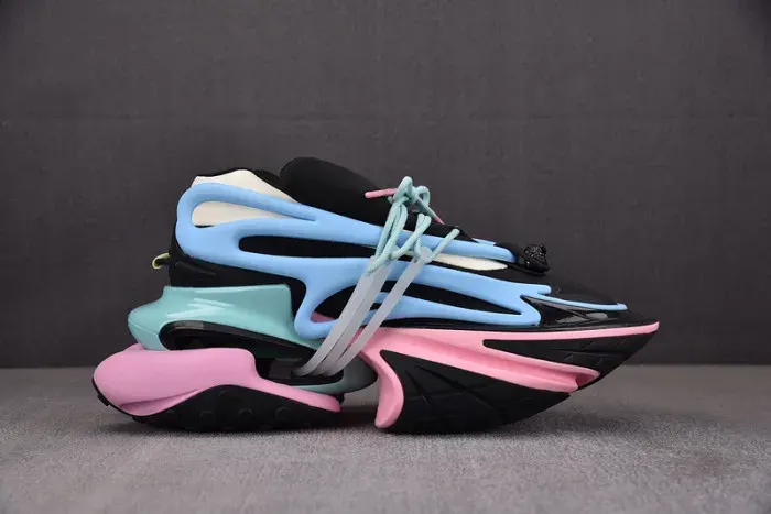 Balmain Sneaker, alternate view