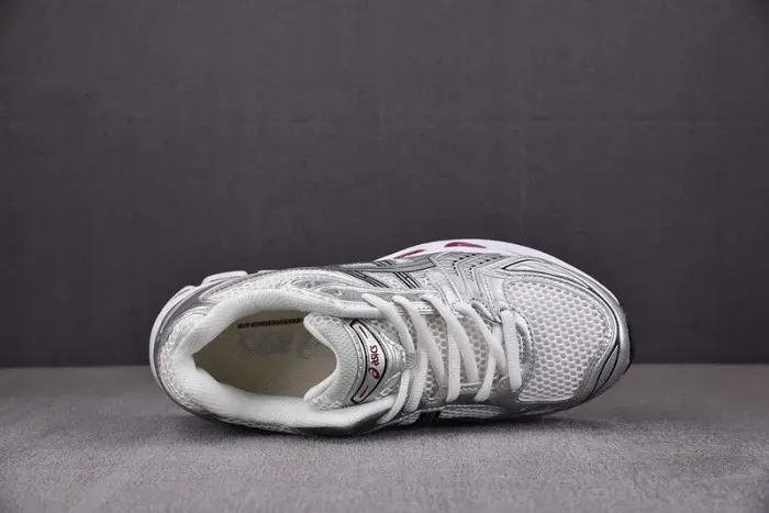 Asics Sneaker, alternate view