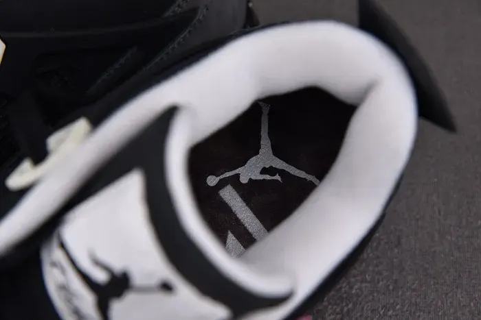 Air Jordan 4 Retro Fear Pack 626969-030, alternate view