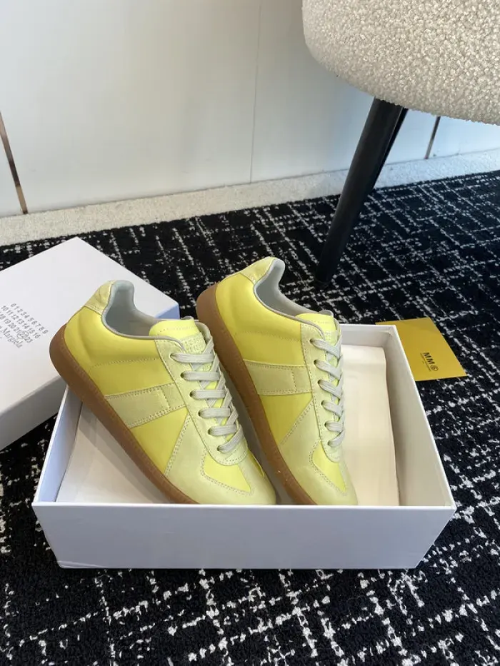 Maison Margiela Sneaker, alternate view