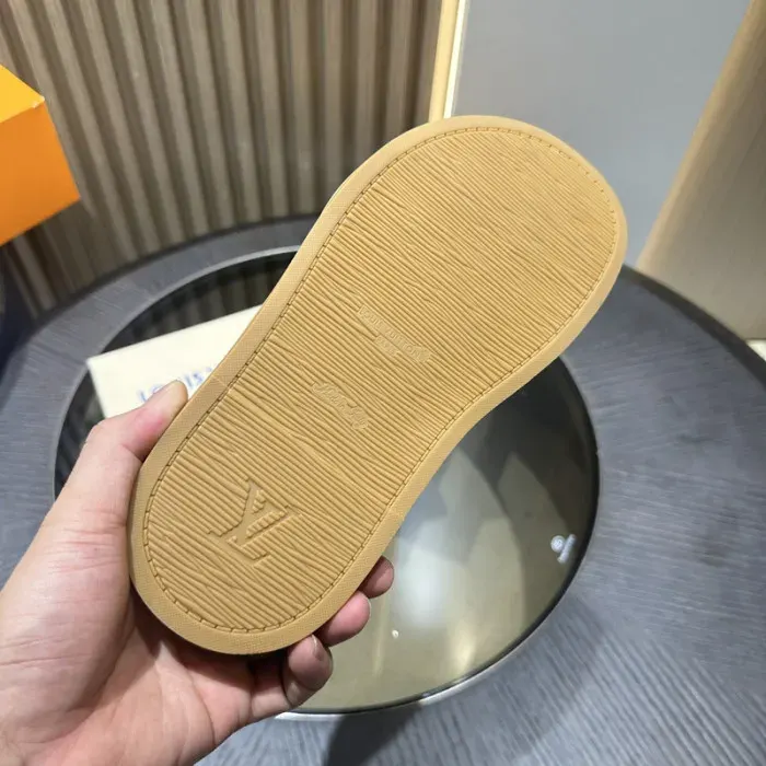 Louis Vuitton Sandal, alternate view