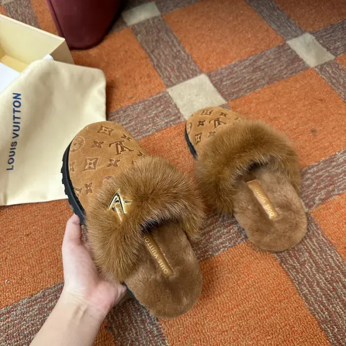 Louis Vuitton Sandal, alternate view
