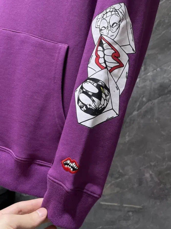 Chrome Hearts, alternate view