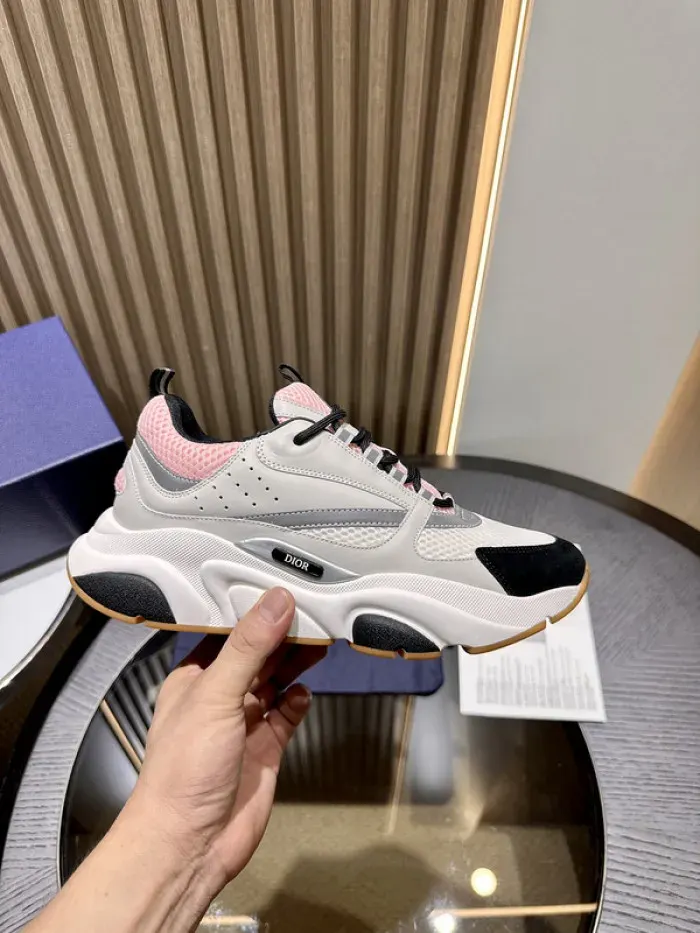 Dior Sneaker