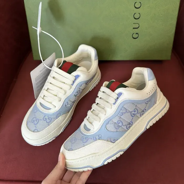 Gui Sneaker