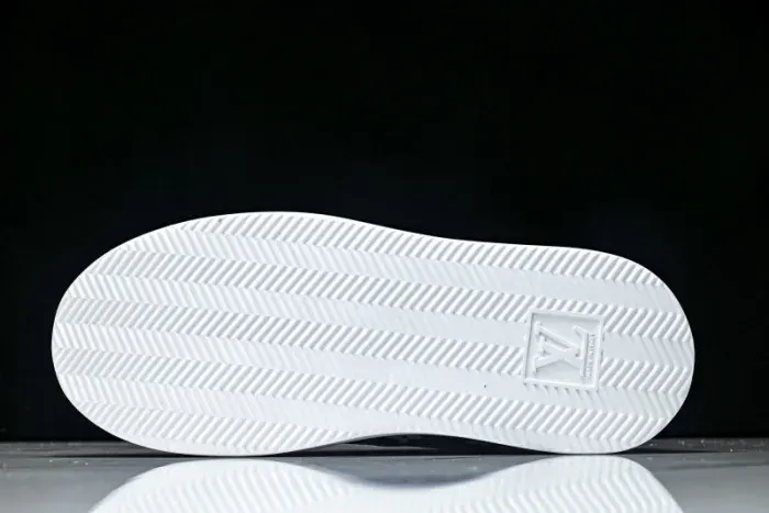 Louis Vuitton Sneaker, alternate view