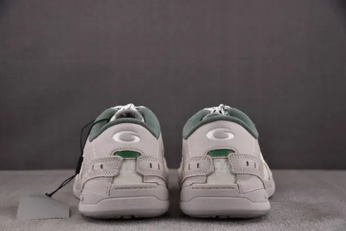 Balenciaga Sneaker, alternate view
