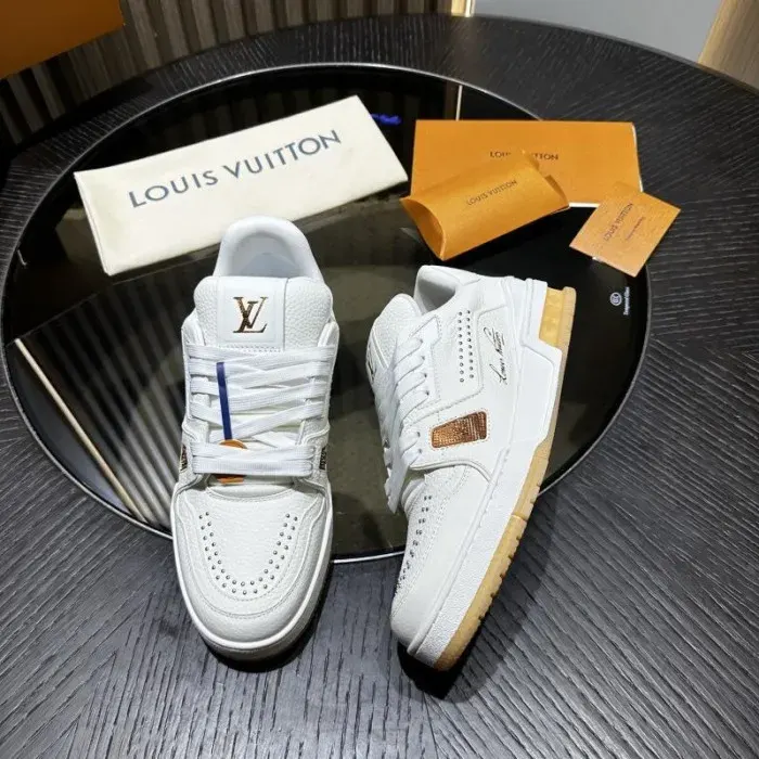 Louis Vuitton Sneaker