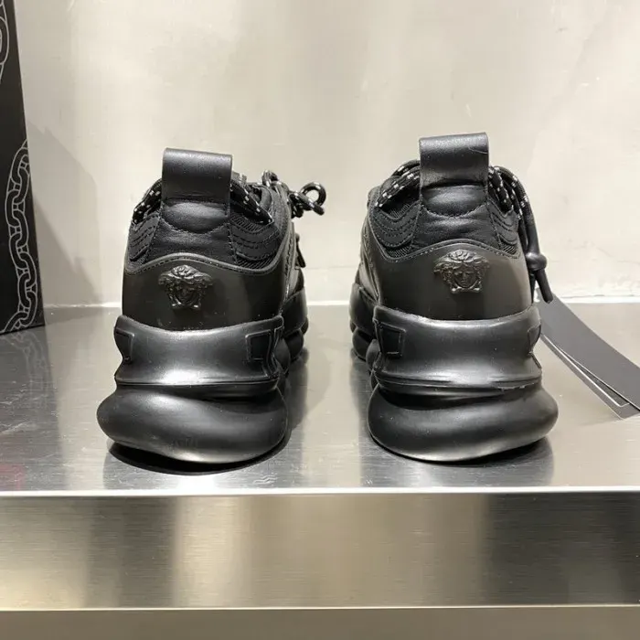 Vse Sneaker, alternate view
