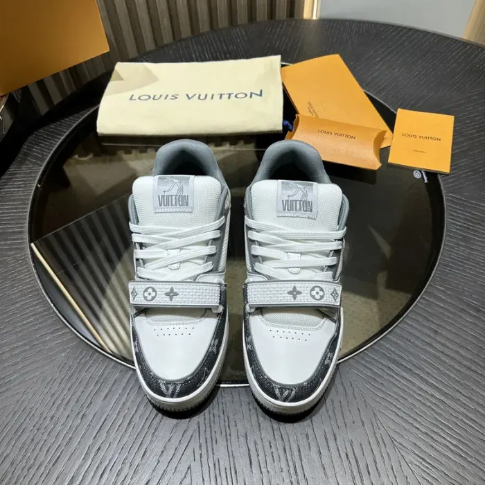 Louis Vuitton Sneaker, alternate view