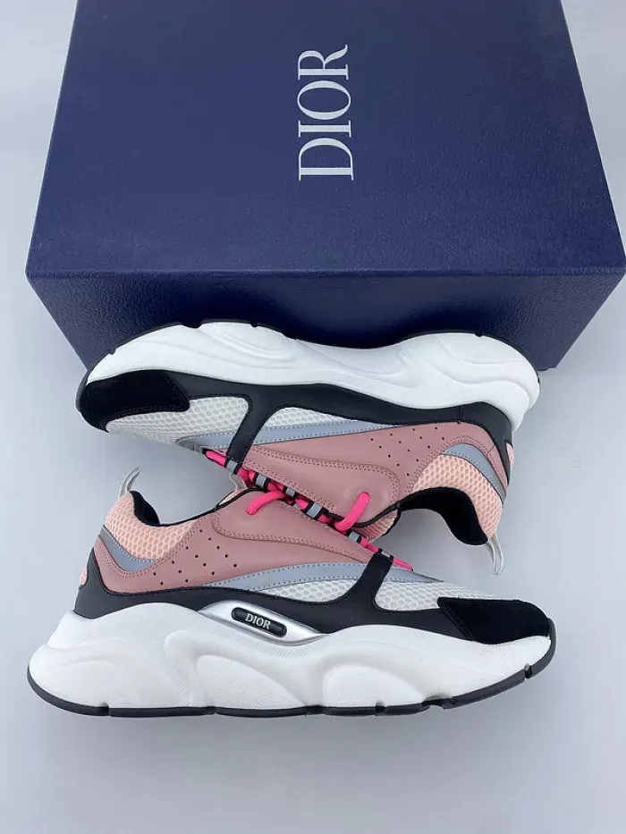 Dior Sneaker