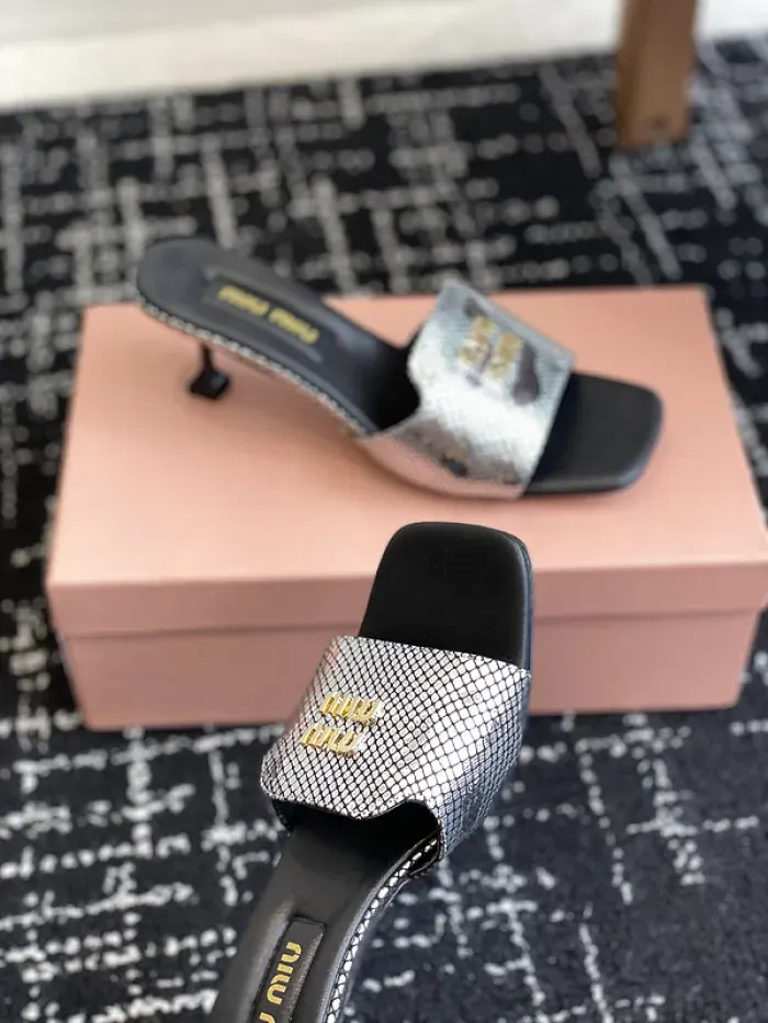 M1U Sandal, alternate view