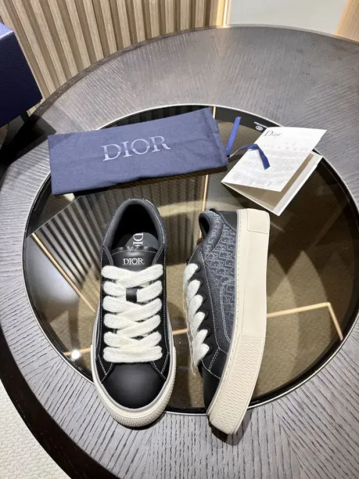Dior Sneaker