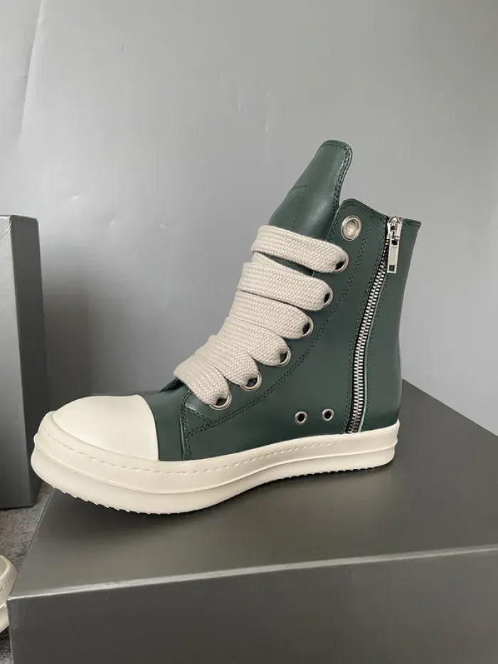 Rick Owens, alternate view