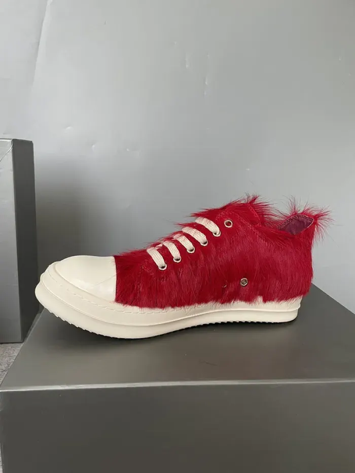Rick Owens, alternate view