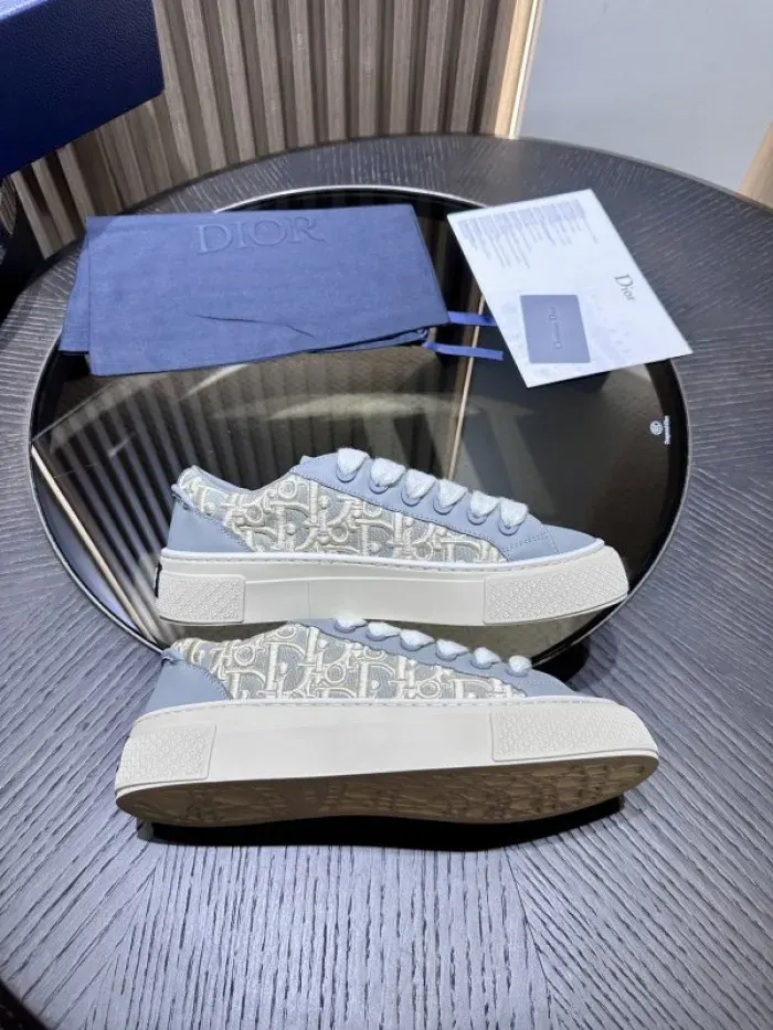 Dior Sneaker, alternate view
