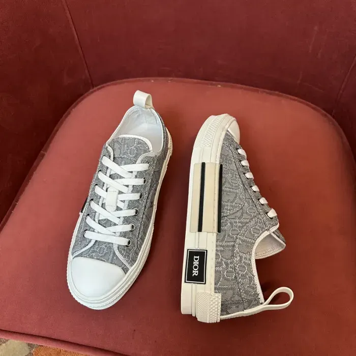 Dior Sneaker, alternate view