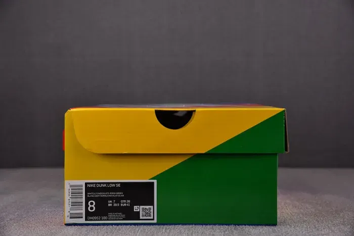 Nike Dunk Low Se What The Mario Dh0952-100, alternate view