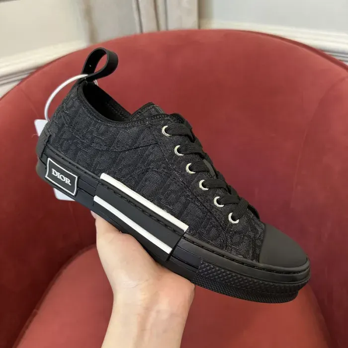 Dior Sneaker, alternate view