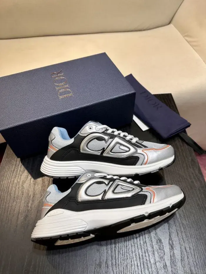 Dior Sneaker, alternate view