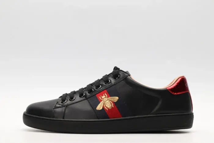 Gui Sneaker