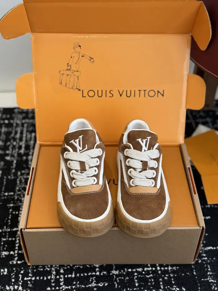 Louis Vuitton Sneaker