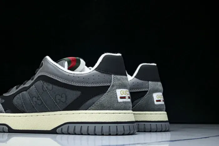 Gui Sneaker, alternate view