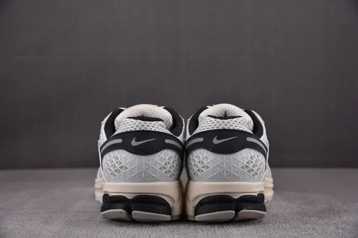 Nike Vomero 5 S*Personic Light Bone Black Fn7649-110, alternate view
