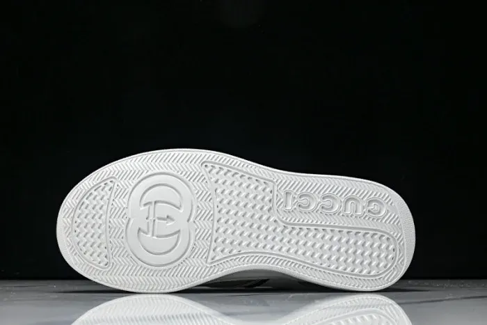 Gui Sneaker, alternate view