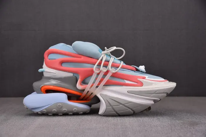 Balmain Sneaker, alternate view