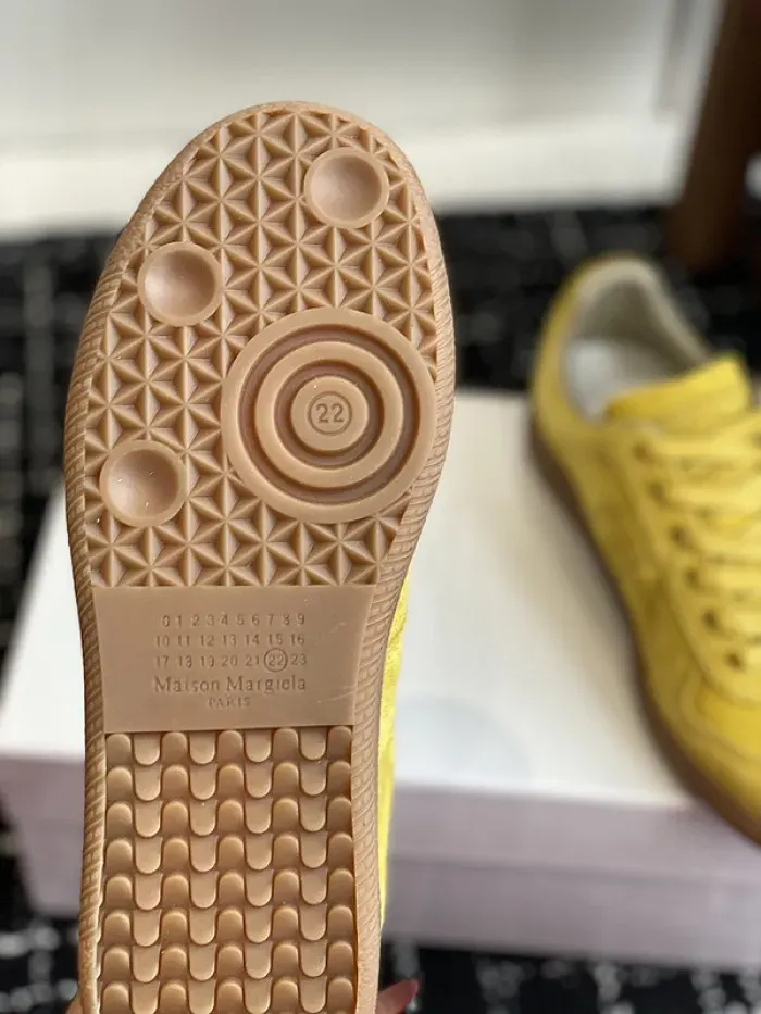 Maison Margiela Sneaker, alternate view