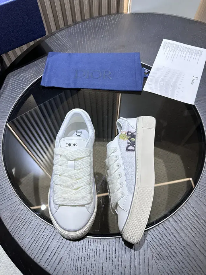 Dior Sneaker, alternate view