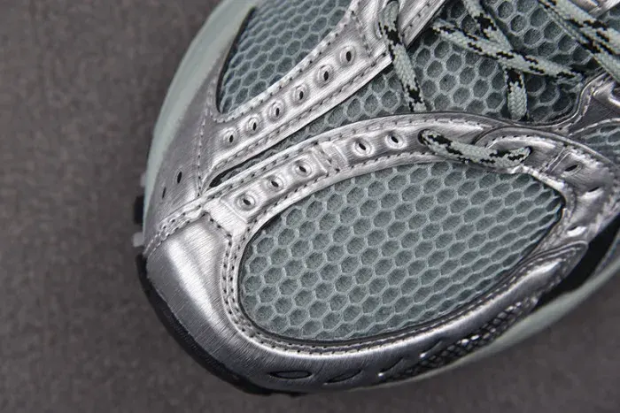 Asics Sneaker, alternate view