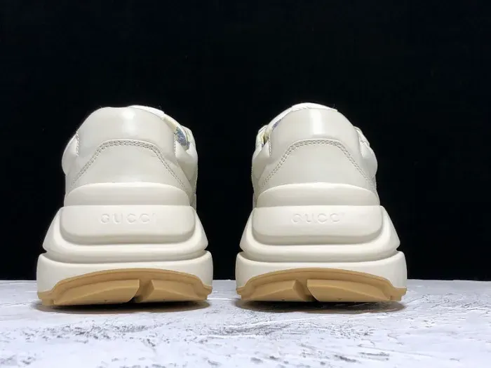 Gui Sneaker, alternate view