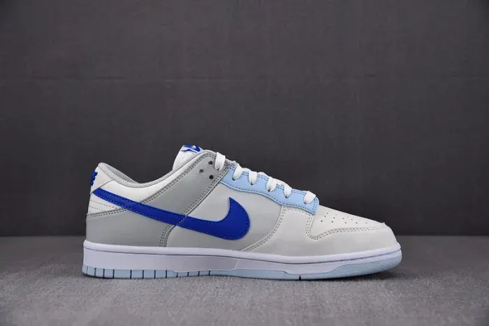 Nk Dunk Low “Ivory Hyper Royal” Fb1843-141, alternate view