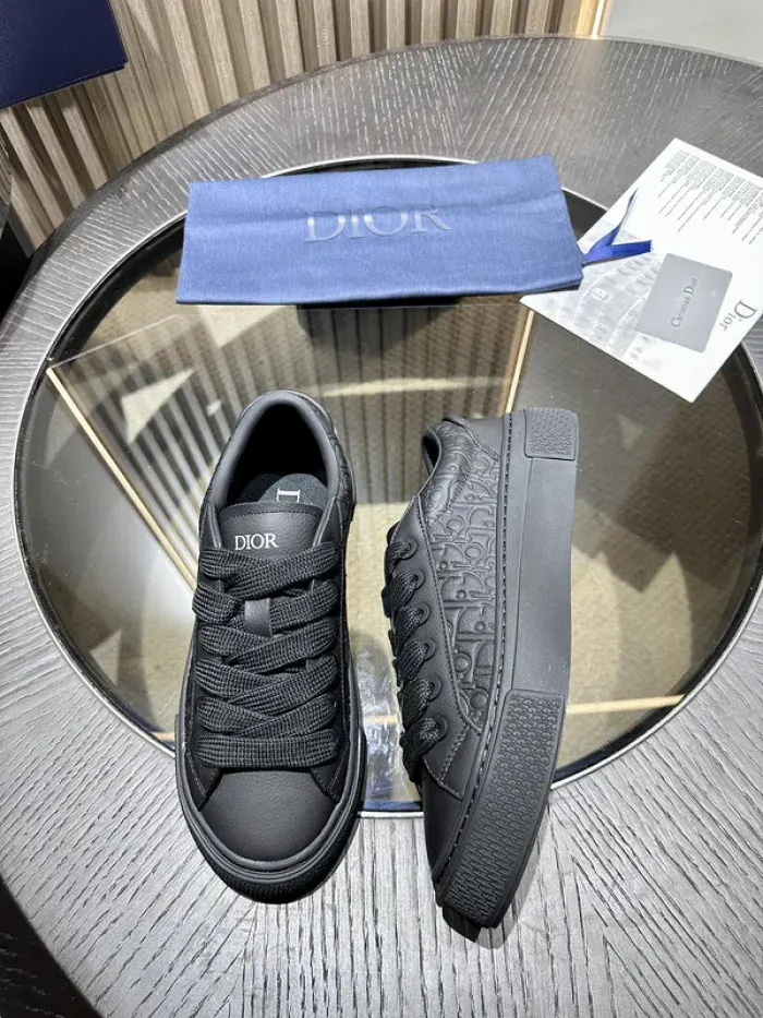 Dior Sneaker